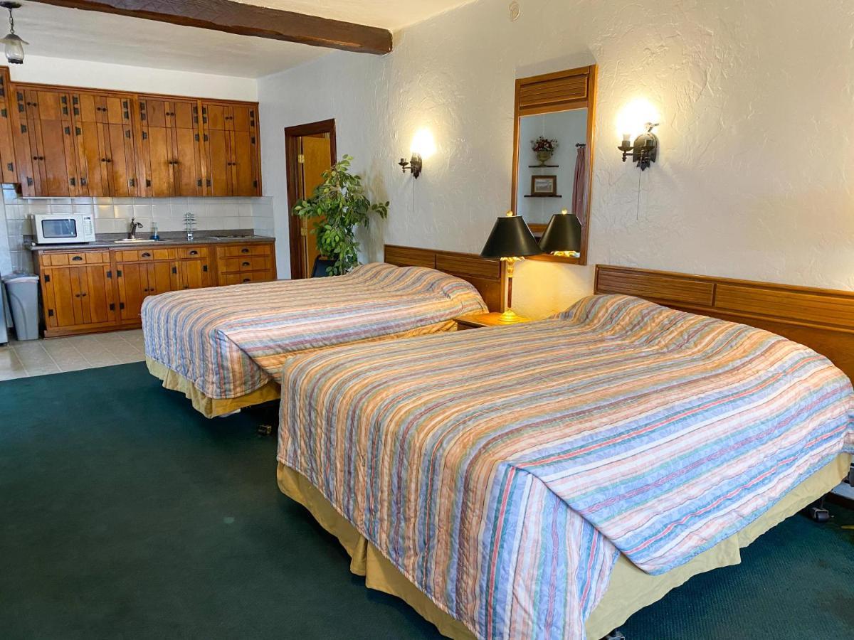 Guest Ranch Motel Cheyenne Exterior photo
